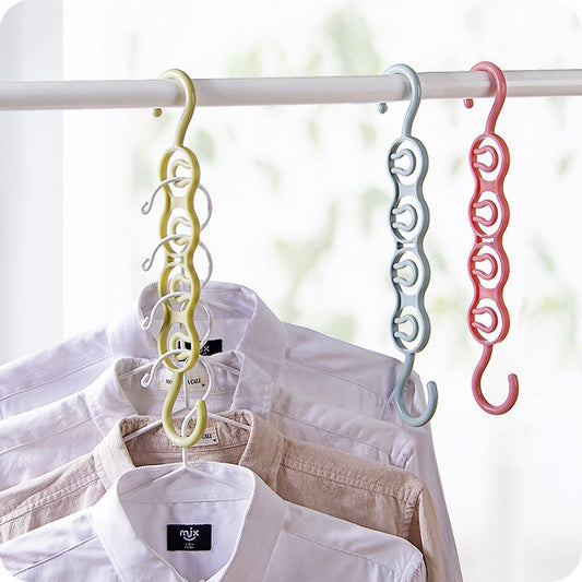 Multi port Support Circle Clothes Hanger Clothes