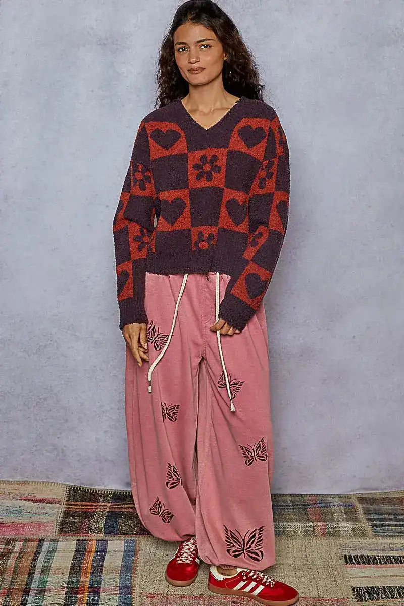 POL V-Neck Heart Pattern Checkered Sweater