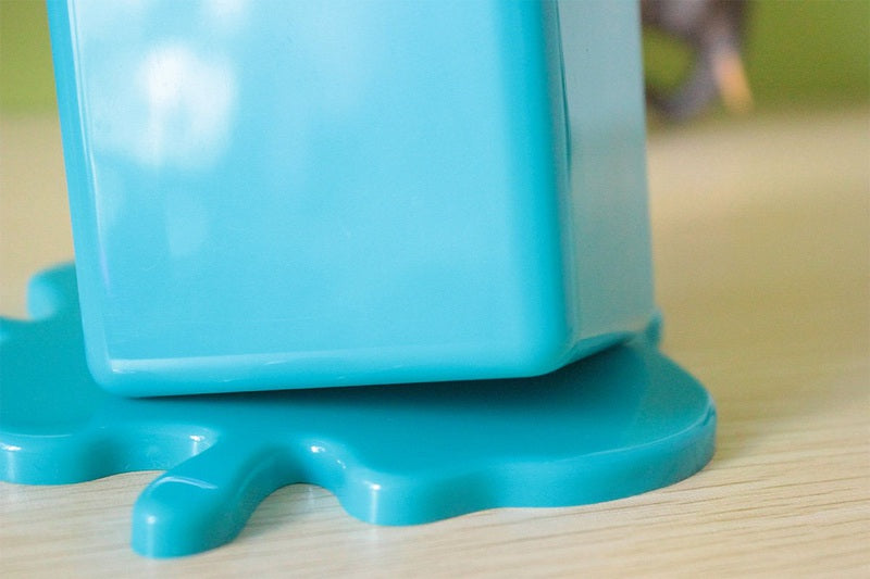 Melting Pen Container