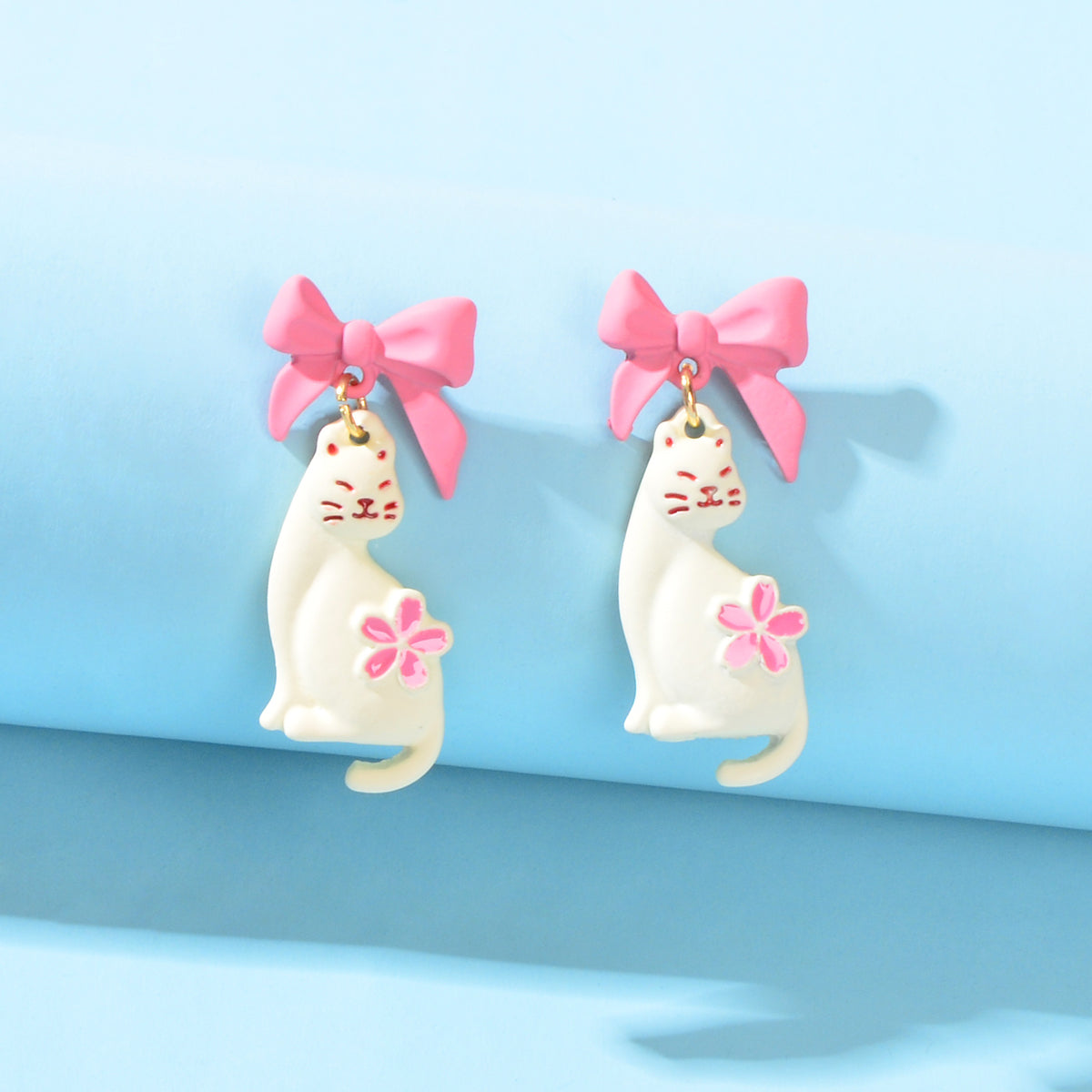 Handmade Cartoon Accessories Flower Bow-knot White Cat Piercing Stud