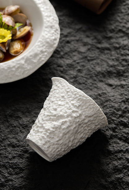 Textured Rock-Style Ceramic Sauce Cup – White Pouring Jug for Gravy, M