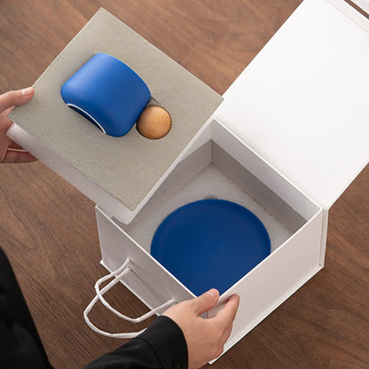 Creative Handle Ceramic Mug & Saucer – Nordic Style Gift Set