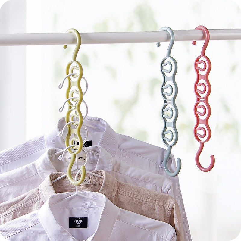Multi port Support Circle Clothes Hanger Clothes