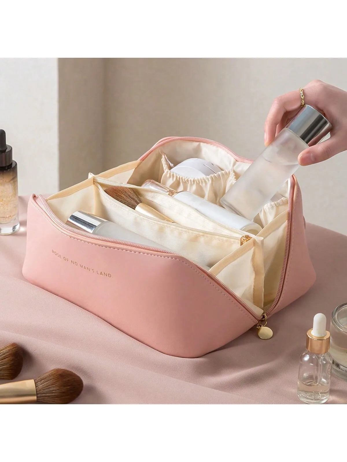 Factory Direct Sales Cosmetic Bag, One Batch Cosmetic Bag, Portable