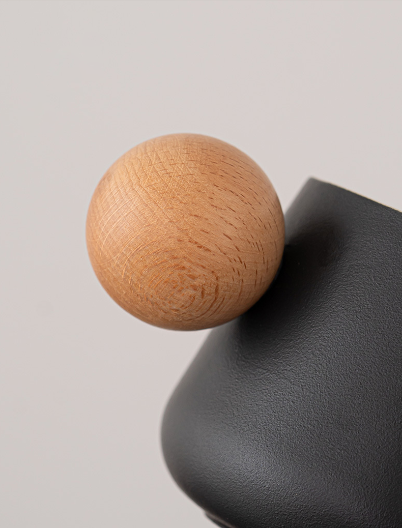 Creative Handle Ceramic Mug & Saucer – Nordic Style Gift Set