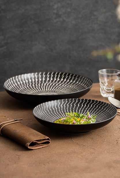 Luxury Black Ceramic Pasta Plate – 9" & 11" Modern Deep Dinner Bowl