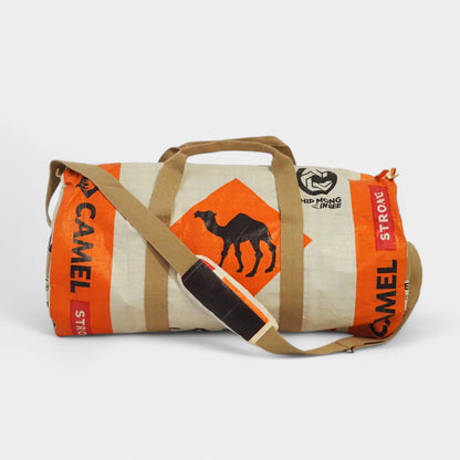 SPORTY BAG | Upcycelte Sporttasche in beige