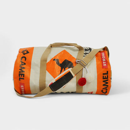 SPORTY BAG | Upcycelte Sporttasche in beige